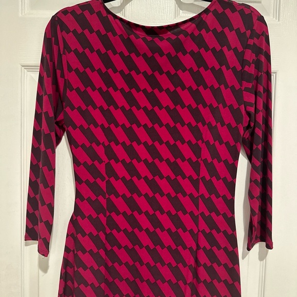 Pattern dress - Picture 12 of 12